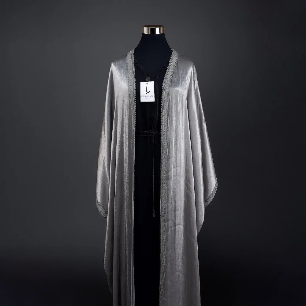 Kimono en Satin de Soie Fait Main Kimono en Satin de Soie Fait Main