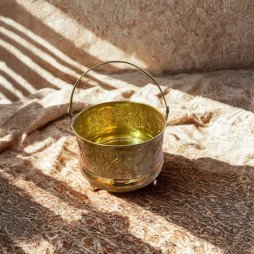 Seau de hammam artisanal marocain