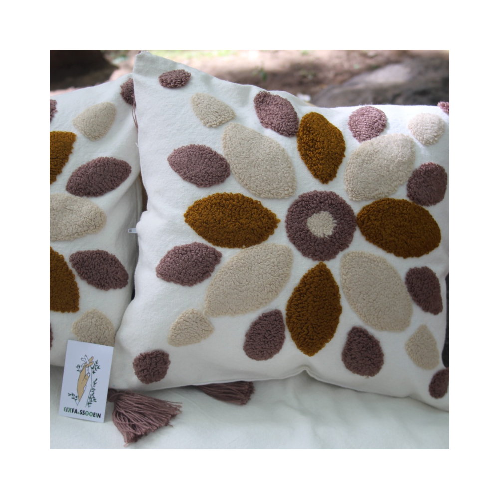 Ensemble en Broderie Orientale  Ensemble en Broderie Orientale