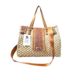 #ÉléganceNaturelle #FaitMain #StyleMarocain #ENNAJAH