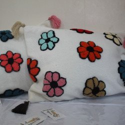 Coussins brodés en broderie orientale