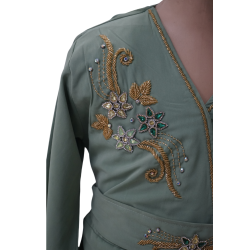 Robe traditionnelle pour petites filles  Robe traditionnelle pour petites filles