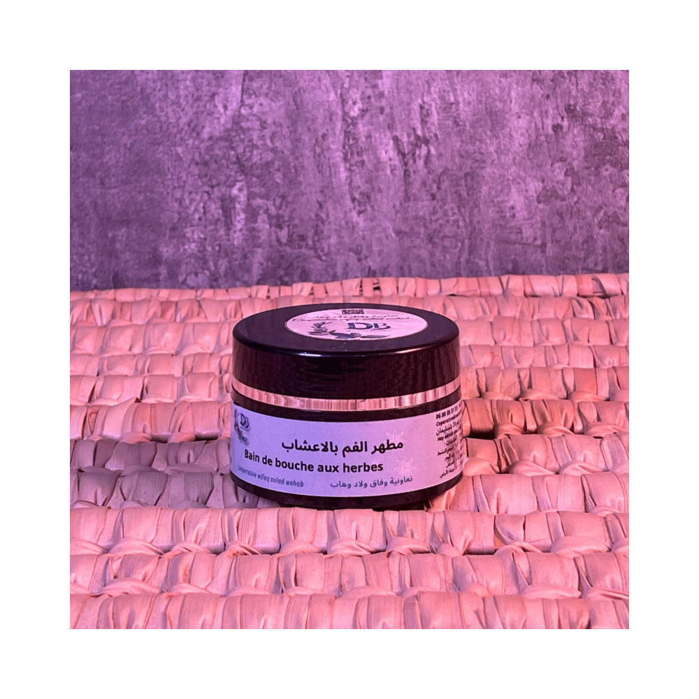 Bain de Bouche aux Herbes – Soin Naturel