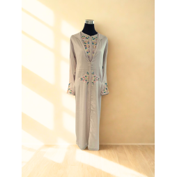 Jellaba Taupe en Coton Satiné avec Broderie Florale