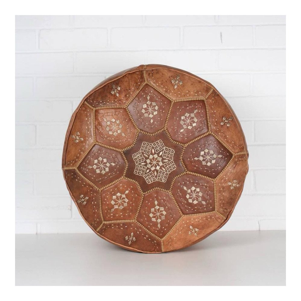 Pouf marocain en cuir – Artisanat et élégance orientale Pouf marocain en cuir – Artisanat et élégance orientale