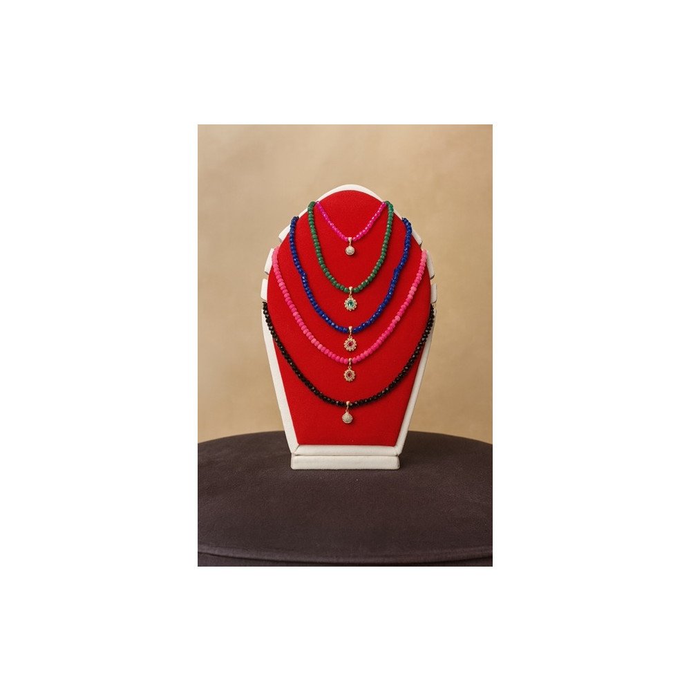 Ensemble de colliers en perles colorées – Argent plaqué or Ensemble de colliers en perles colorées – Argent plaqué or